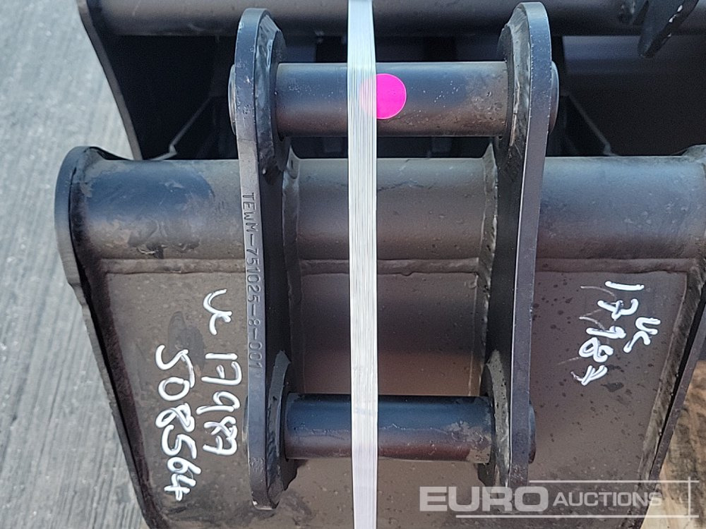 Новый Ковш Unused 42" Ditching, 16", 12" Digging Bucket 40mm Pin to suit Mini Excavator: фото 12 Новый Ковш Unused 42" Ditching, 16", 12" Digging Bucket 40mm Pin to suit Mini Excavator: фото 12