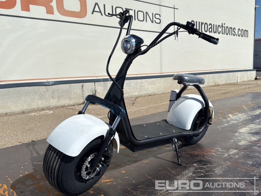 Unused City coco Electric Scooter - Оборудование для гаражей/ Мастерских: фото 1 Unused City coco Electric Scooter - Оборудование для гаражей/ Мастерских: фото 1
