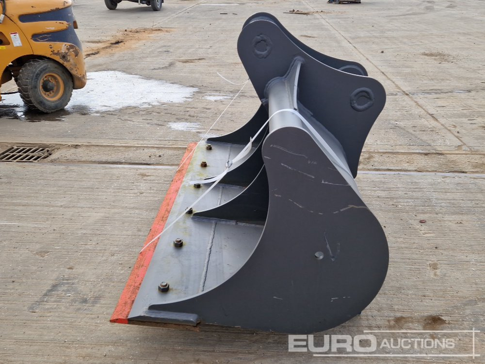 Unused Miller 72" Ditching Bucket 80mm Pin to suit 20 Ton Excavator - Ковш: фото 2 Unused Miller 72" Ditching Bucket 80mm Pin to suit 20 Ton Excavator - Ковш: фото 2
