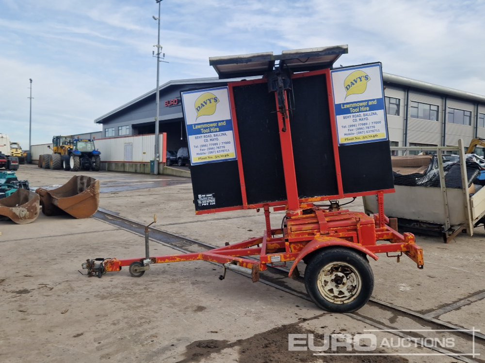 Ver-mac PCMS 320QS Portable Changeable Message Sign - Строительное оборудование: фото 4 Ver-mac PCMS 320QS Portable Changeable Message Sign - Строительное оборудование: фото 4