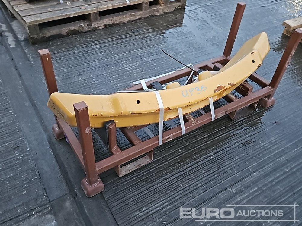 CAT Counter Weight - Запчасти: фото 1 CAT Counter Weight - Запчасти: фото 1