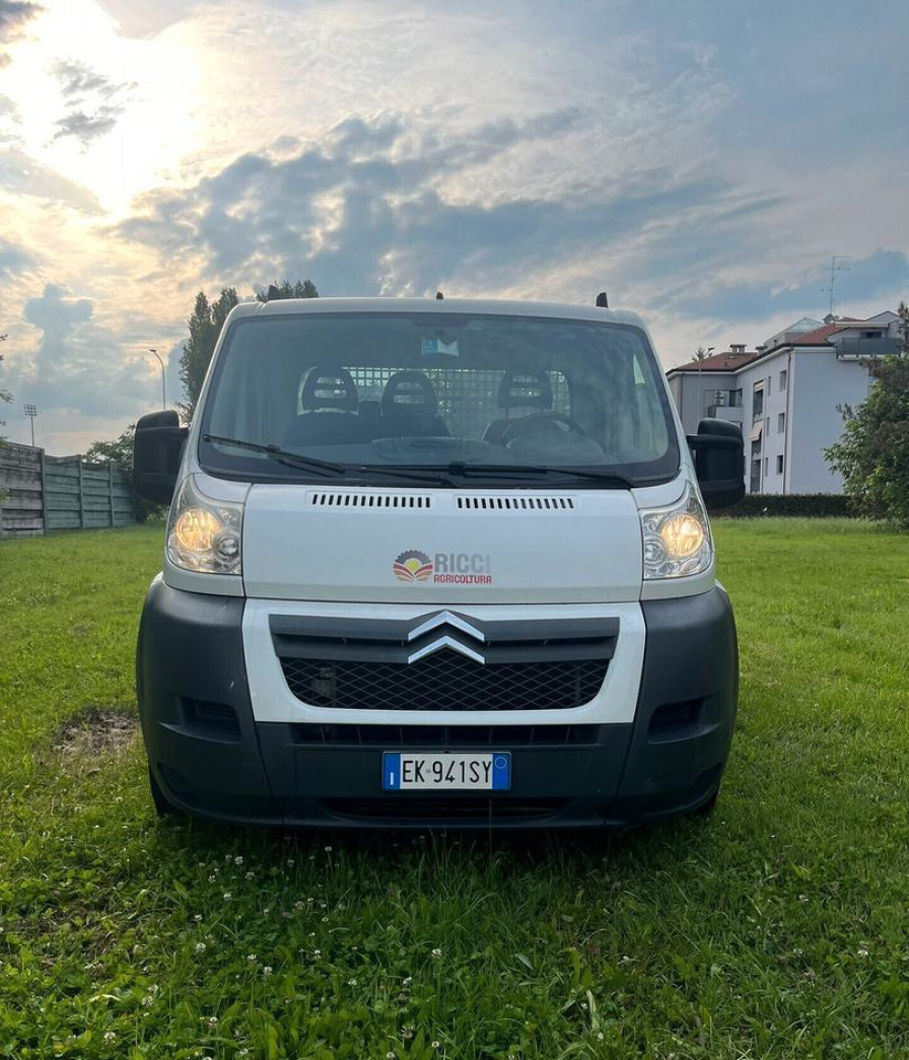 Furgone Cassonato Citroen Jumper - Малотоннажный бортовой грузовик: фото 2 Furgone Cassonato Citroen Jumper - Малотоннажный бортовой грузовик: фото 2
