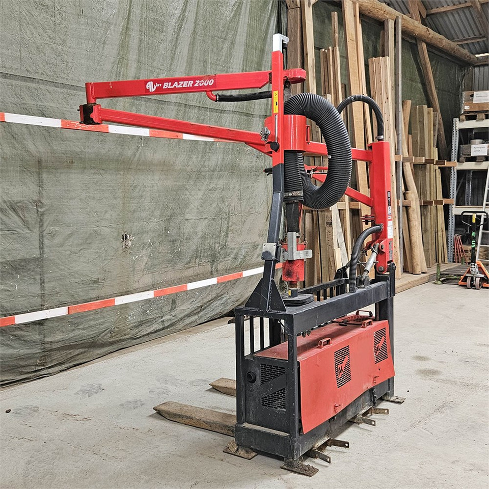 AL-LIFT BLAZER 2000 - Строительное оборудование: фото 1 AL-LIFT BLAZER 2000 - Строительное оборудование: фото 1