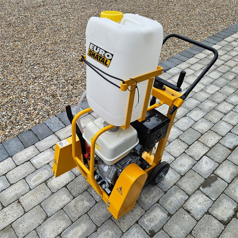 Euro Shatal CS 454M - Асфальтоукладочная техника: фото 1 Euro Shatal CS 454M - Асфальтоукладочная техника: фото 1