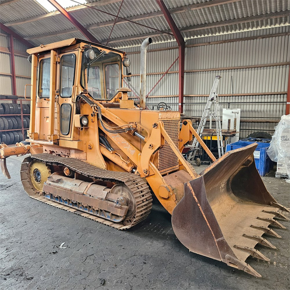 Fiat-Allis 571 FL7 B - Гусеничный погрузчик: фото 1 Fiat-Allis 571 FL7 B - Гусеничный погрузчик: фото 1