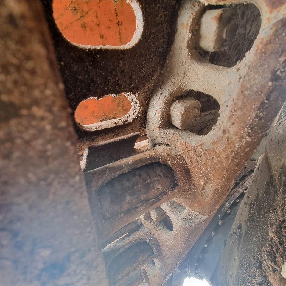 Гусеничный экскаватор Fiat-Hitachi EX285 LC: фото 44