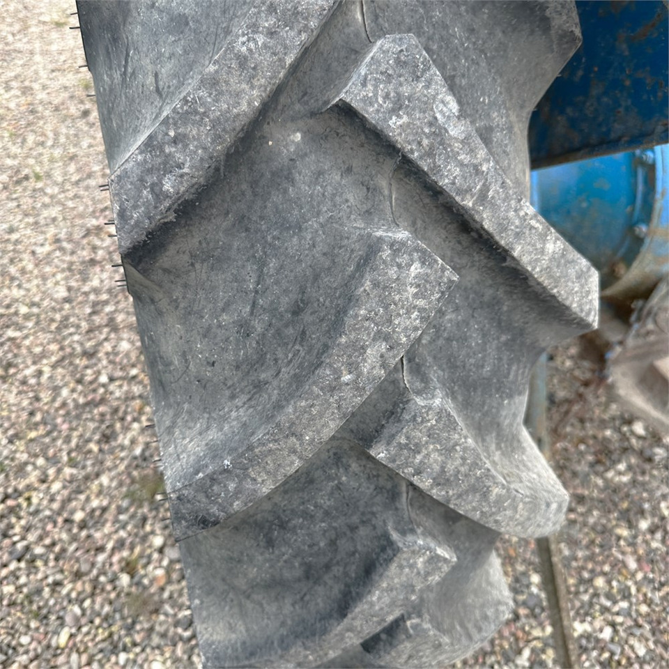 Трактор Ford Dexta T3: фото 35