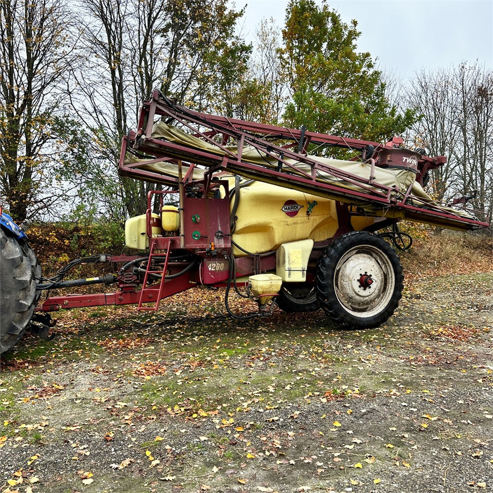 Hardi -Twin cm plus 32 - Опрыскиватель: фото 1 Hardi -Twin cm plus 32 - Опрыскиватель: фото 1