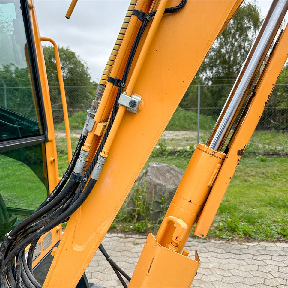 Мини-экскаватор Hyundai Robex 25Z-9AK: фото 12 Мини-экскаватор Hyundai Robex 25Z-9AK: фото 12