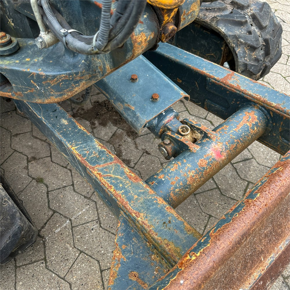 Мини-экскаватор Hyundai Robex 25Z-9AK: фото 40 Мини-экскаватор Hyundai Robex 25Z-9AK: фото 40