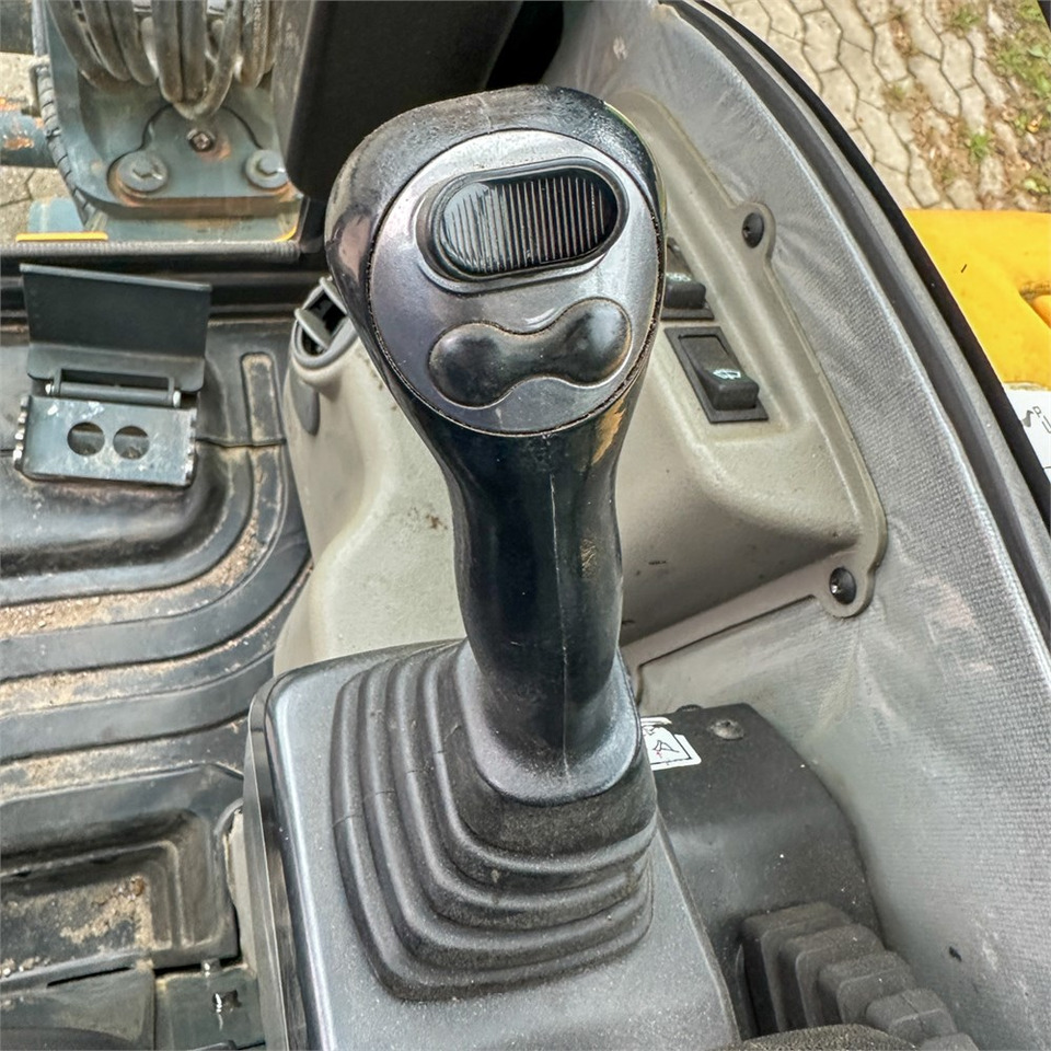 Мини-экскаватор Hyundai Robex 25Z-9AK: фото 33 Мини-экскаватор Hyundai Robex 25Z-9AK: фото 33