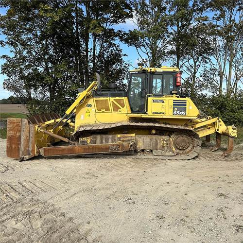 Komatsu D65 PXI-18 - Бульдозер: фото 3 Komatsu D65 PXI-18 - Бульдозер: фото 3