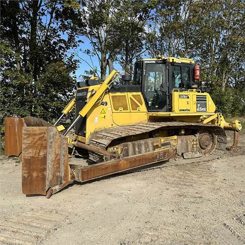 Komatsu D65 PXI-18 - Бульдозер: фото 2 Komatsu D65 PXI-18 - Бульдозер: фото 2