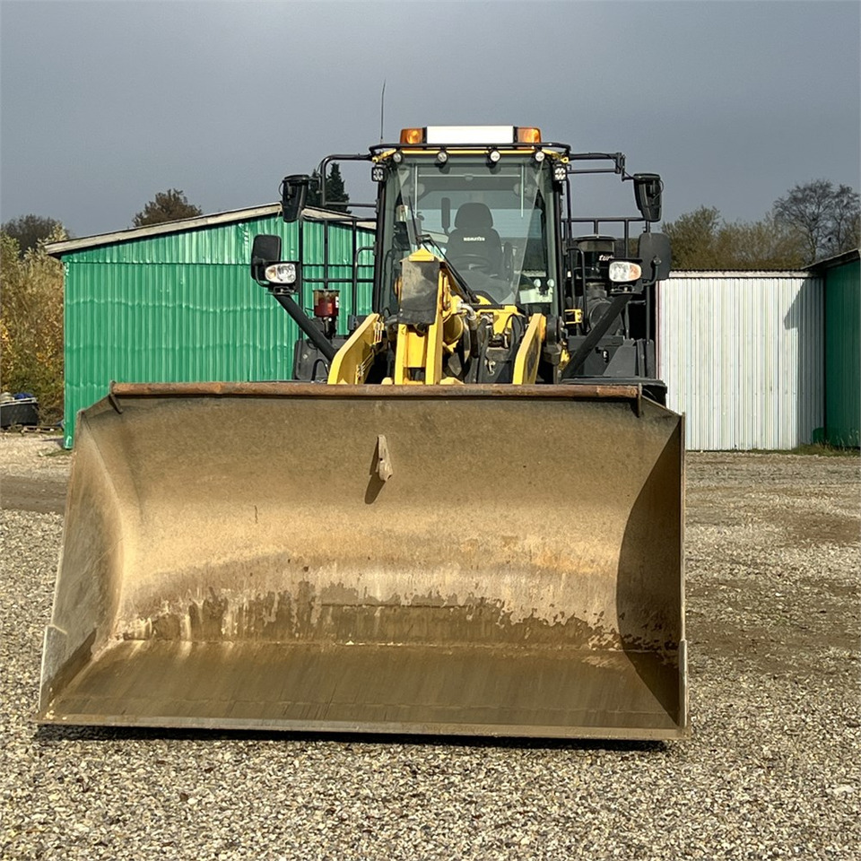 Komatsu WA480-8 - Колёсный погрузчик: фото 2 Komatsu WA480-8 - Колёсный погрузчик: фото 2