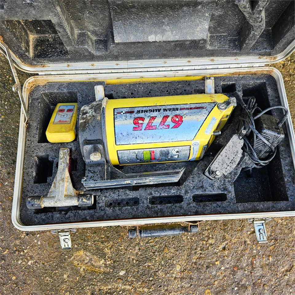 Leica 6775 - Строительное оборудование: фото 4 Leica 6775 - Строительное оборудование: фото 4