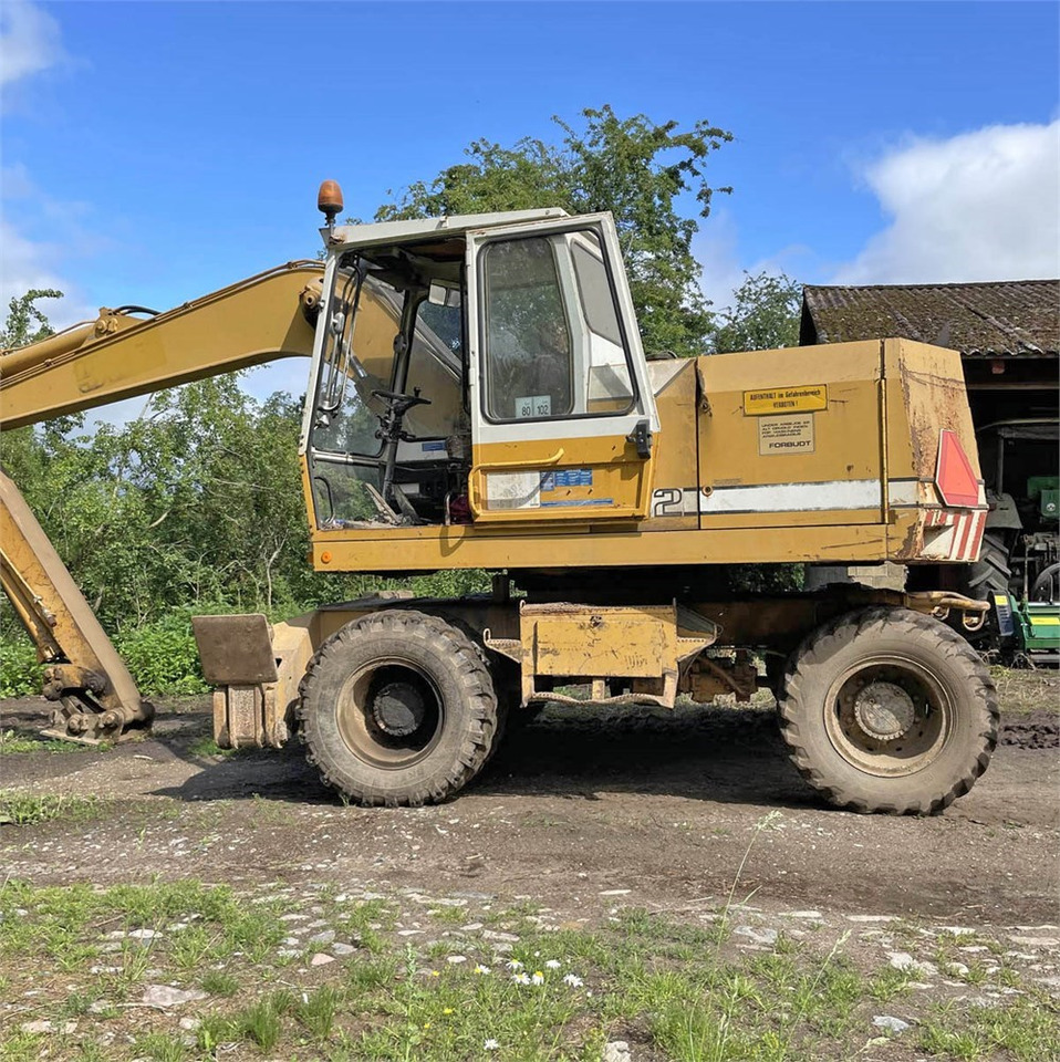 Liebherr A 902 - Колёсный экскаватор: фото 5 Liebherr A 902 - Колёсный экскаватор: фото 5