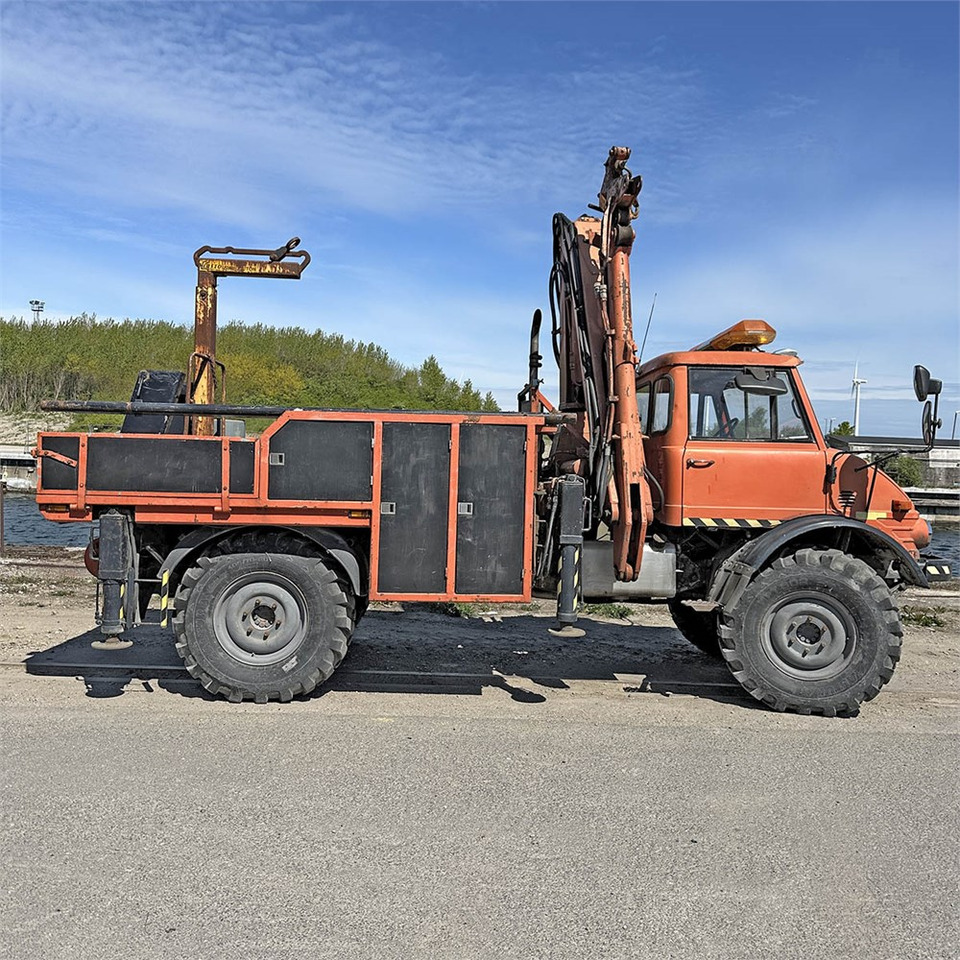 Mercedes Unimog 116 - Автоманипулятор: фото 3 Mercedes Unimog 116 - Автоманипулятор: фото 3