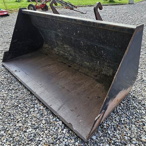 ABC 2500 mm - Навесное оборудование для Телескопических погрузчиков: фото 1 ABC 2500 mm - Навесное оборудование для Телескопических погрузчиков: фото 1