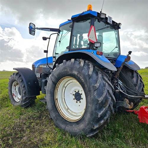 New Holland TM165 - Трактор: фото 4 New Holland TM165 - Трактор: фото 4