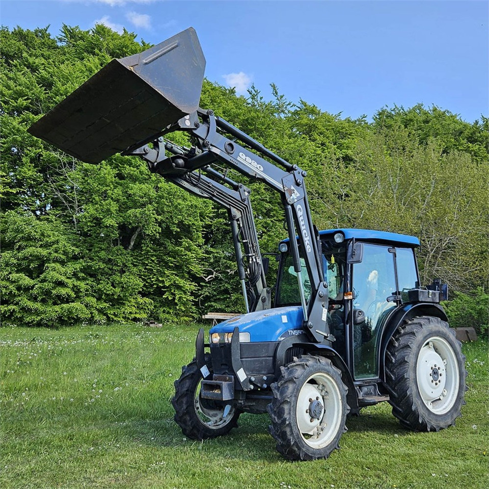 New Holland TN55D - Трактор: фото 5 New Holland TN55D - Трактор: фото 5