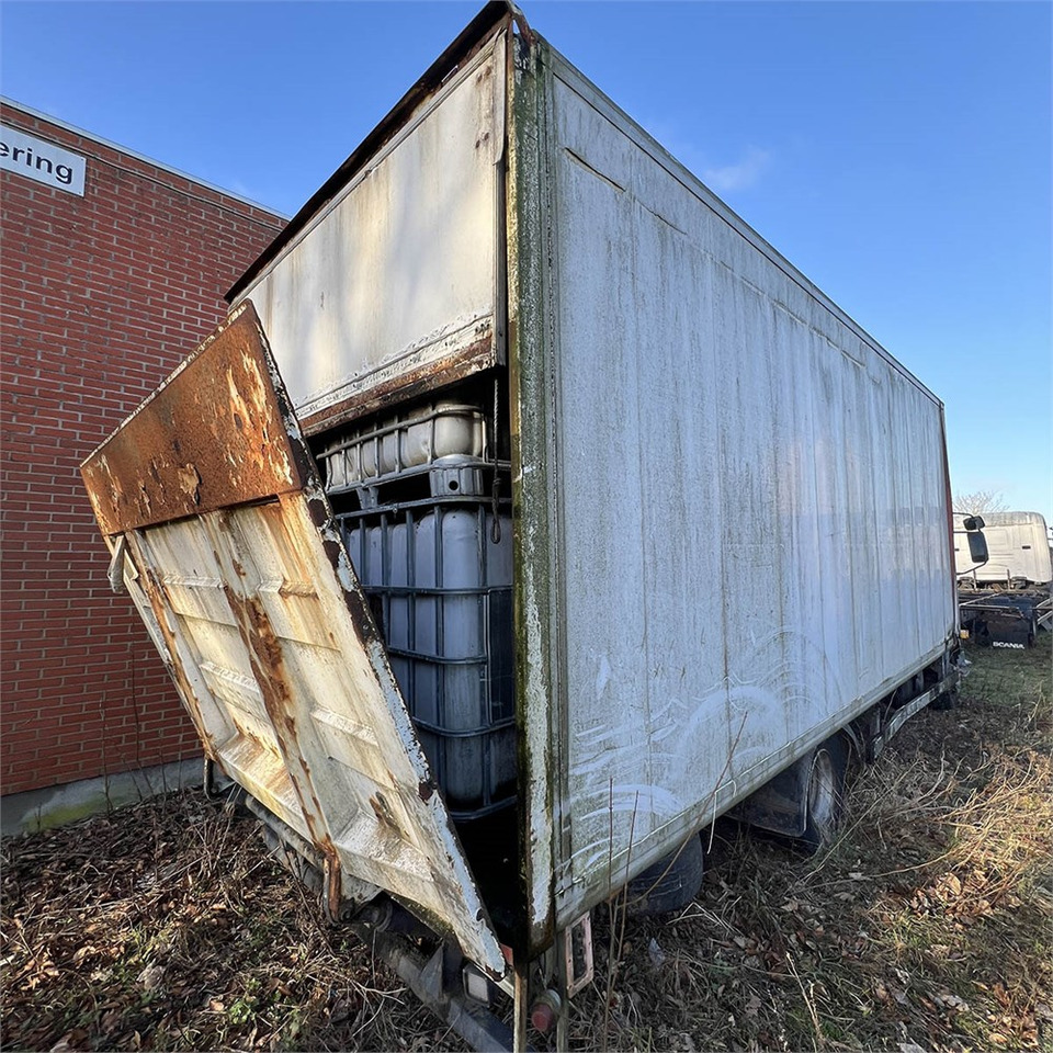 Renault 220 - Грузовик с закрытым кузовом: фото 4 Renault 220 - Грузовик с закрытым кузовом: фото 4