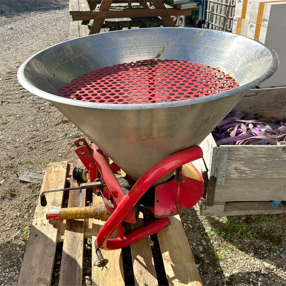 Rondini Toy P 160 - Разбрасыватель песка/ Соли: фото 4 Rondini Toy P 160 - Разбрасыватель песка/ Соли: фото 4