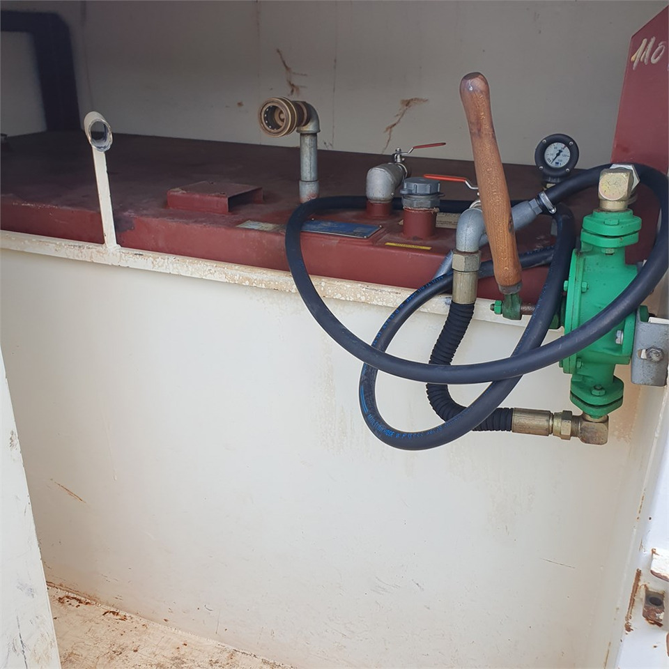 Roug A/S 2000 liter - Резервуар для хранения: фото 2 Roug A/S 2000 liter - Резервуар для хранения: фото 2