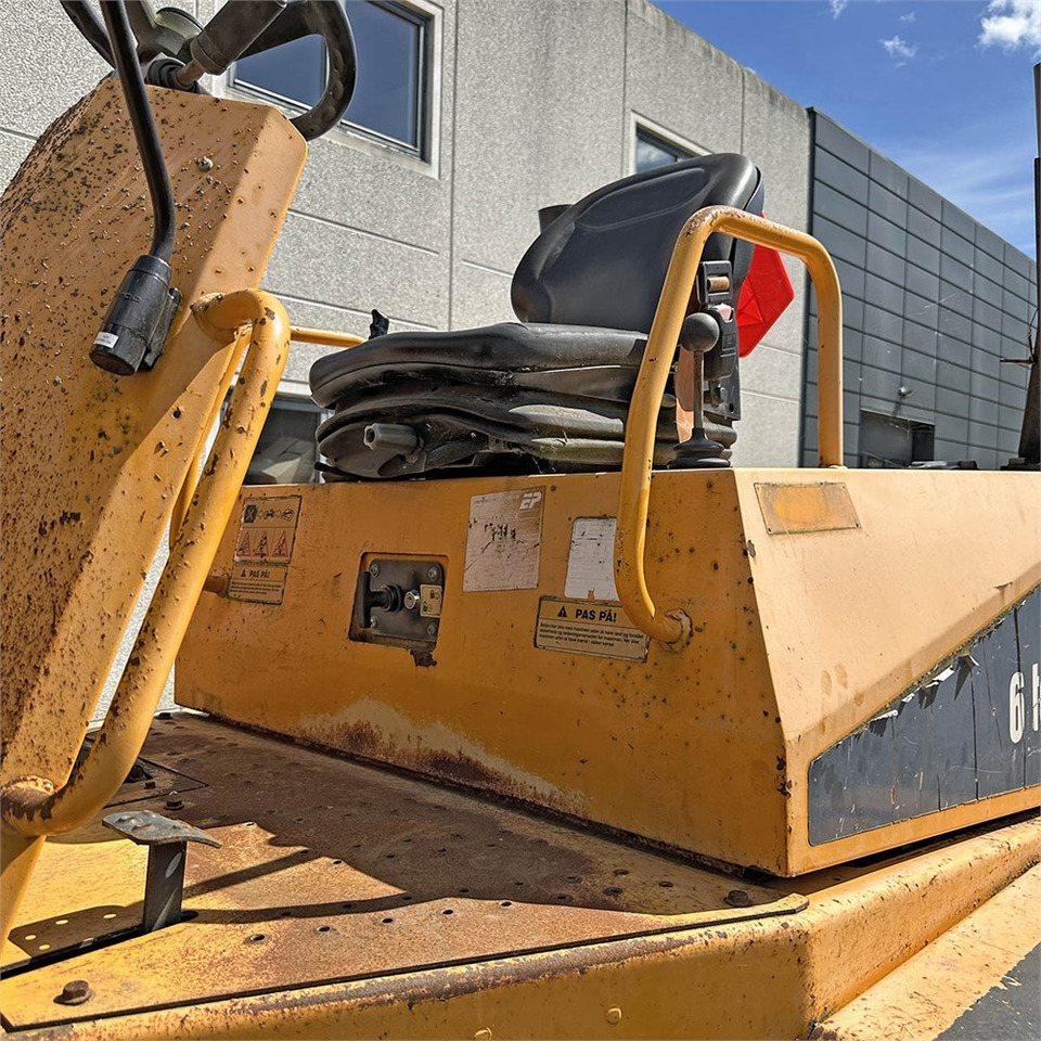 Мини-самосвал Thwaites Mach 864: фото 12