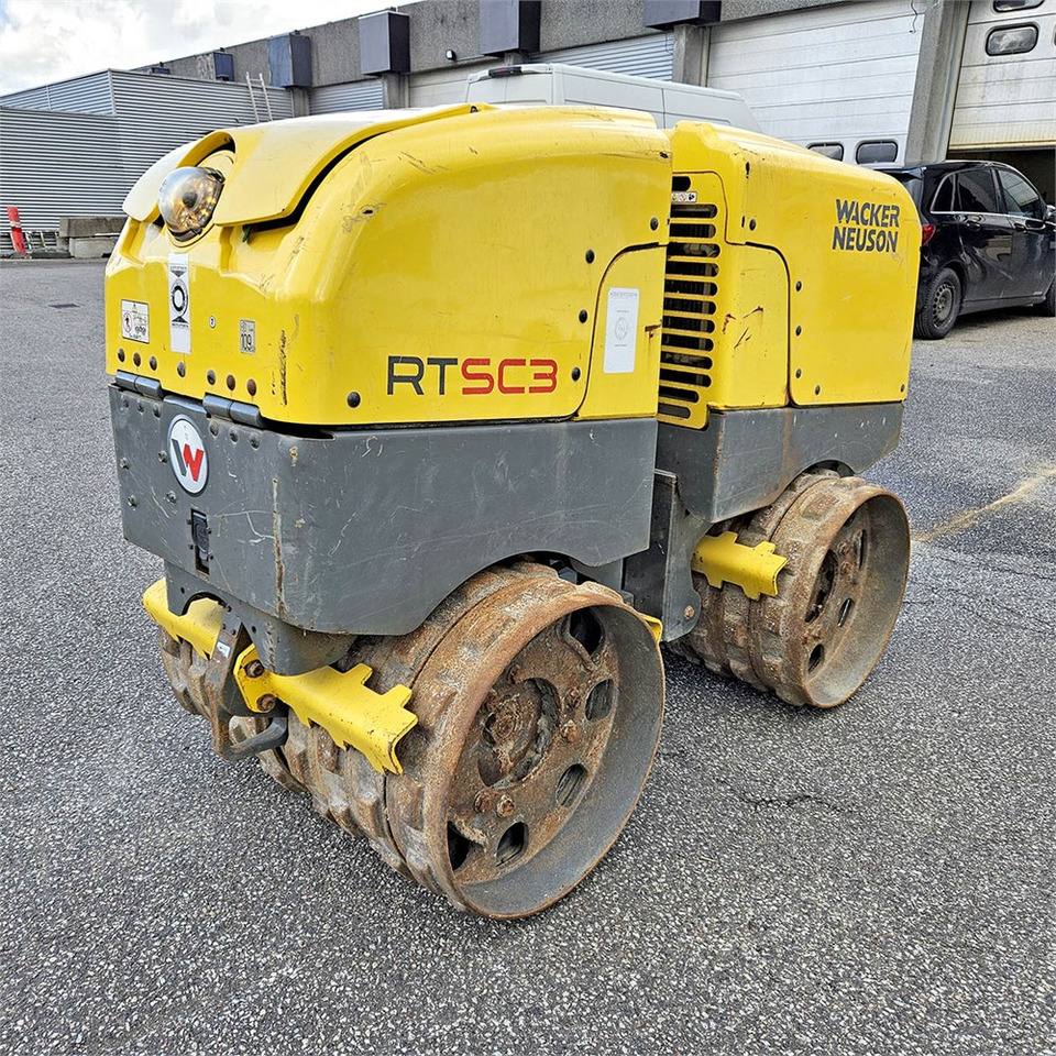 Wacker Neuson RT SC3 - Каток тротуарный: фото 1 Wacker Neuson RT SC3 - Каток тротуарный: фото 1