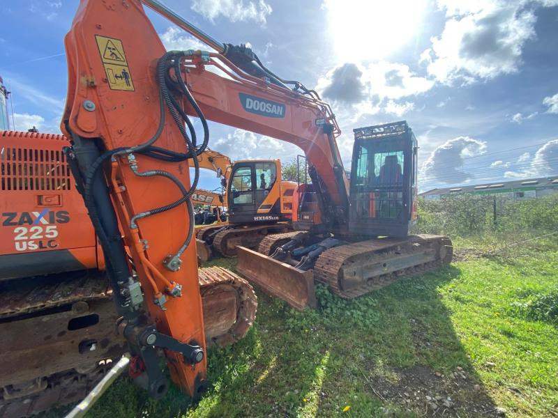 Doosan DX 140 LCR-5 - Гусеничный экскаватор: фото 1 Doosan DX 140 LCR-5 - Гусеничный экскаватор: фото 1