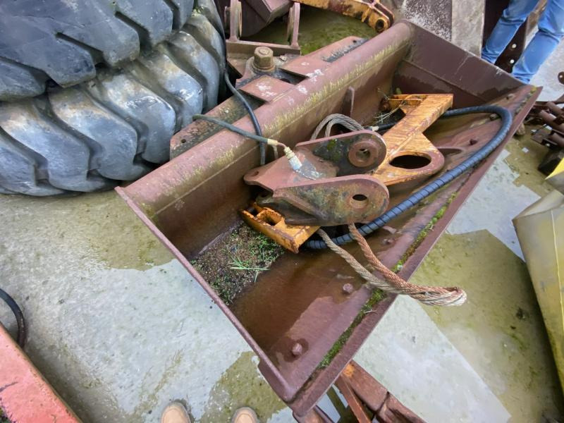 SETI CURAGE ORIENTABLE 1M80 - Ковш для экскаватора: фото 2 SETI CURAGE ORIENTABLE 1M80 - Ковш для экскаватора: фото 2