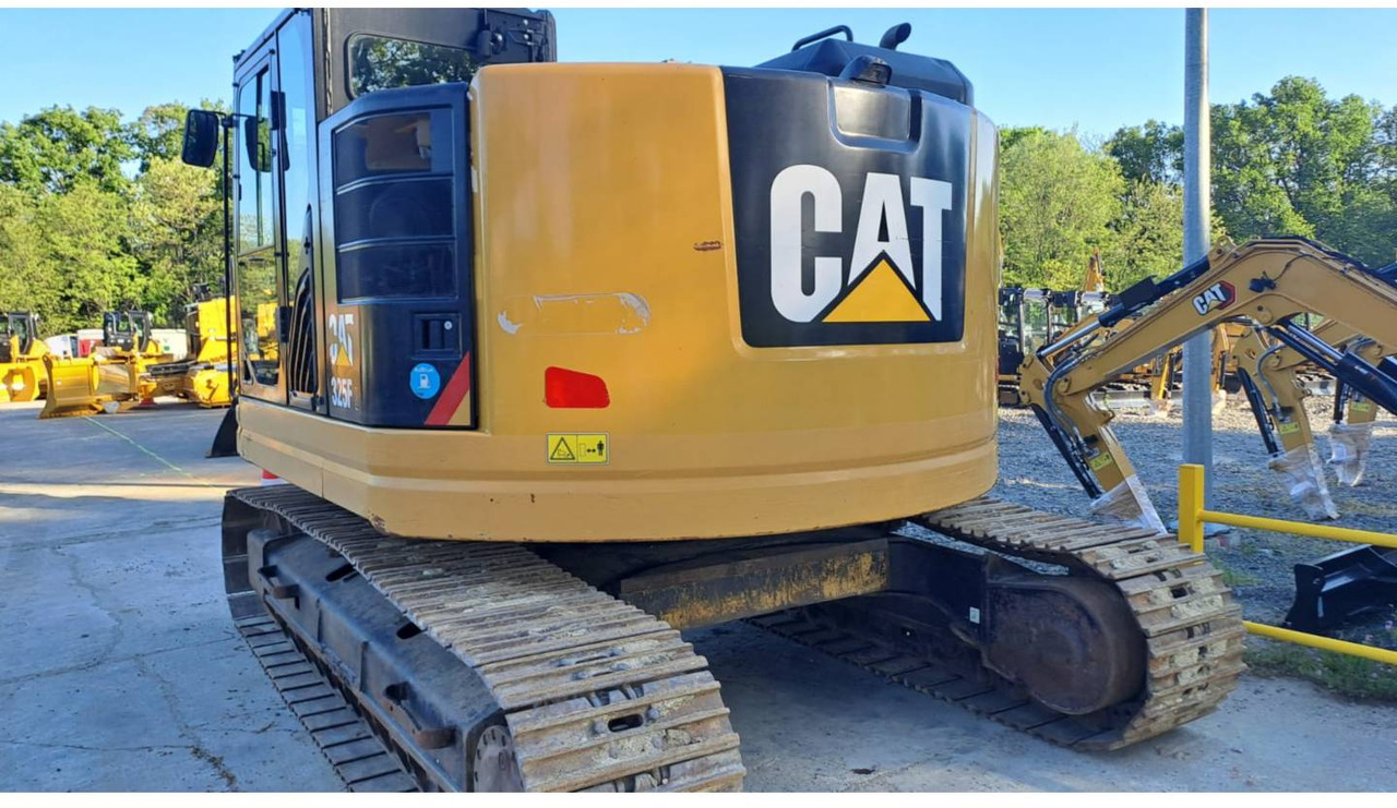 CAT 325F CR - Гусеничный экскаватор: фото 3 CAT 325F CR - Гусеничный экскаватор: фото 3