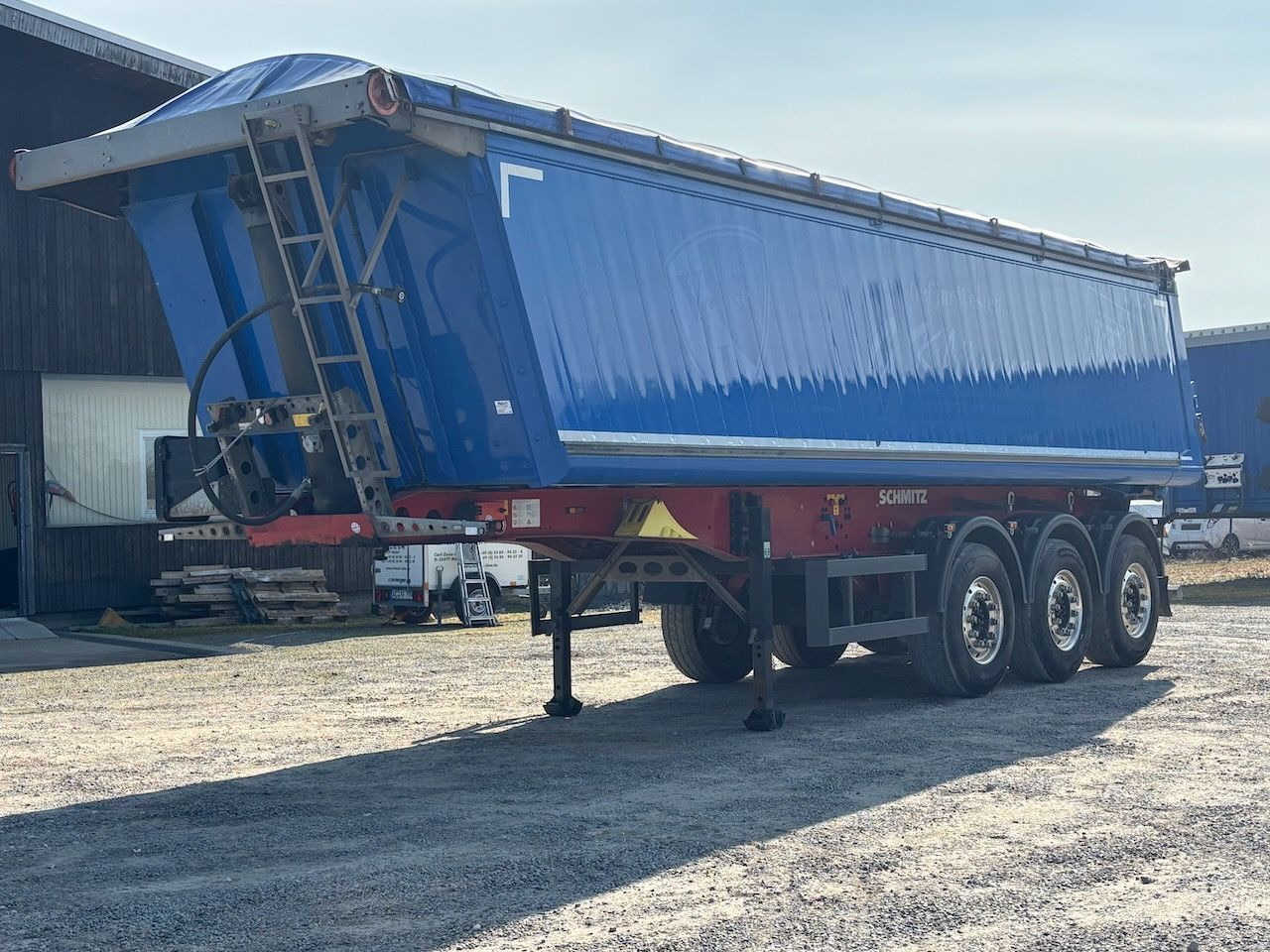 Schmitz Cargobull SKI 24 LS Alukipper, elektr. Cramaro Funk, 34m³ - Самосвальный полуприцеп: фото 1 Schmitz Cargobull SKI 24 LS Alukipper, elektr. Cramaro Funk, 34m³ - Самосвальный полуприцеп: фото 1