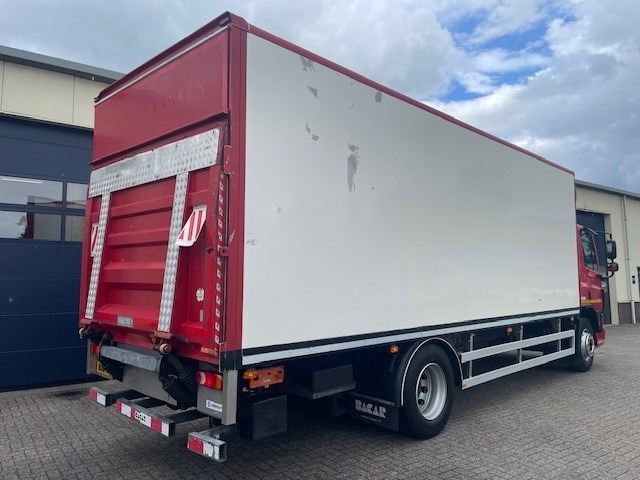 DAF FA CF65 DAF CF65.250 4X2 Euro 5 EEV Bakwagen - Year 2013 - Airco - Plywood laadbak + laadklep - Грузовик с закрытым кузовом: фото 4 DAF FA CF65 DAF CF65.250 4X2 Euro 5 EEV Bakwagen - Year 2013 - Airco - Plywood laadbak + laadklep - Грузовик с закрытым кузовом: фото 4