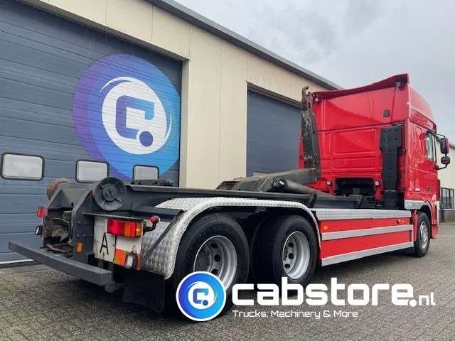 DAF XF 105 .460 FAS Euro 5 - Haakarmsysteem - Hooklift - Abrolkipper - Year 2006 - ANALOG TACHO - Крюковой мультилифт: фото 2 DAF XF 105 .460 FAS Euro 5 - Haakarmsysteem - Hooklift - Abrolkipper - Year 2006 - ANALOG TACHO - Крюковой мультилифт: фото 2