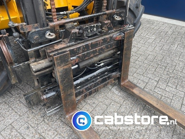 Внедорожный погрузчик JCB 930 Off-Road forklift - Ruwterrein heftruck -Bouwjaar 2008 - 4x4 - 4WD - Side shift - Vorkverstelling - 550 cm hefhoogte: фото 16