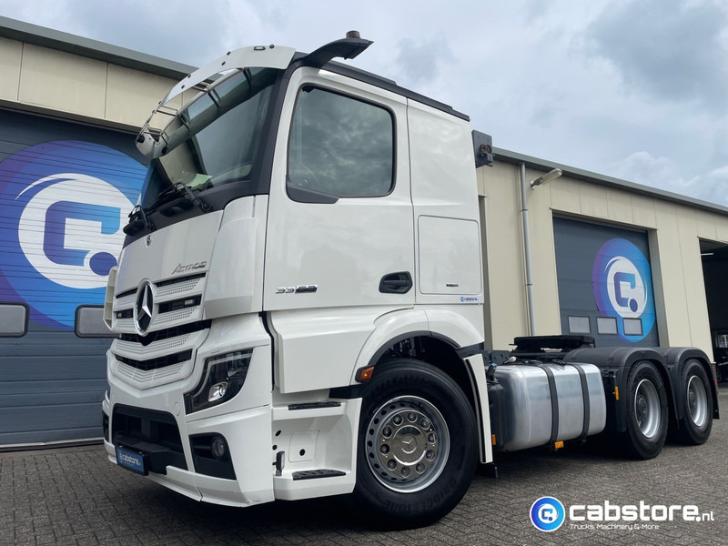 Mercedes-Benz Actros 3363 6x4 SLT Euro 6 3363 6x4 SLT Euro 6 - Zwaartransport - Heavy Load - Schwertransporte - 140 Ton - Year 2024 - Km 35.788 !! - Turbo Retarder Clutch - LIKE NEW !! - Тягач: фото 2 Mercedes-Benz Actros 3363 6x4 SLT Euro 6 3363 6x4 SLT Euro 6 - Zwaartransport - Heavy Load - Schwertransporte - 140 Ton - Year 2024 - Km 35.788 !! - Turbo Retarder Clutch - LIKE NEW !! - Тягач: фото 2