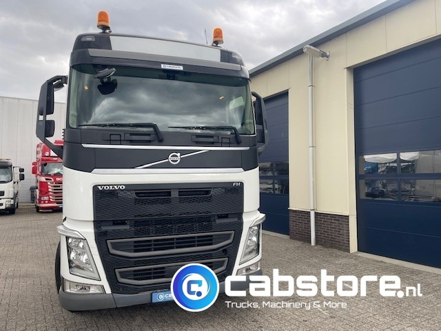 Volvo FH 460 4x2 Euro 6 Globetrotter 4x2 Euro 6 - Hydrauliek unit - VEB+ - Bouwjaar 09-2017 - Km 521.341 - Globetrotter - Diff.lock - I-Shift - Тягач: фото 5 Volvo FH 460 4x2 Euro 6 Globetrotter 4x2 Euro 6 - Hydrauliek unit - VEB+ - Bouwjaar 09-2017 - Km 521.341 - Globetrotter - Diff.lock - I-Shift - Тягач: фото 5