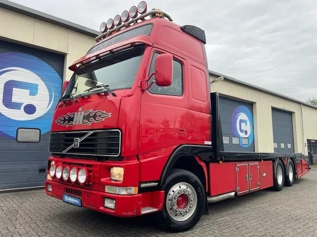 Volvo FH 12.460 6x2R Euro 3 - Oprijwagen - Machinetransporter - Year 2002 - APK tot 11-2025 - MANUAL - NL Truck - Автовоз: фото 1 Volvo FH 12.460 6x2R Euro 3 - Oprijwagen - Machinetransporter - Year 2002 - APK tot 11-2025 - MANUAL - NL Truck - Автовоз: фото 1