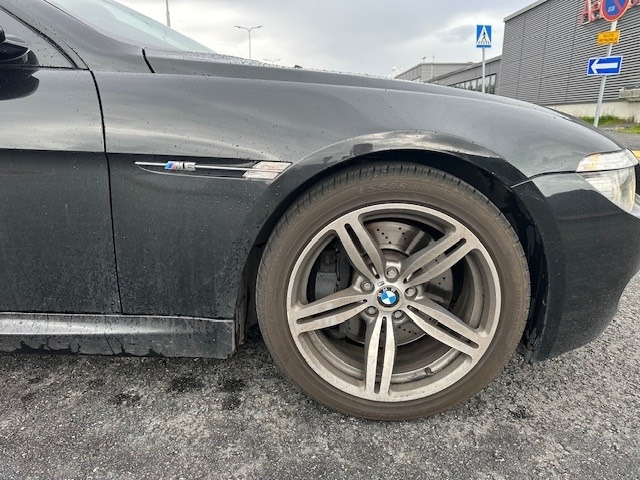 Легковой автомобиль BMW M6: фото 12
