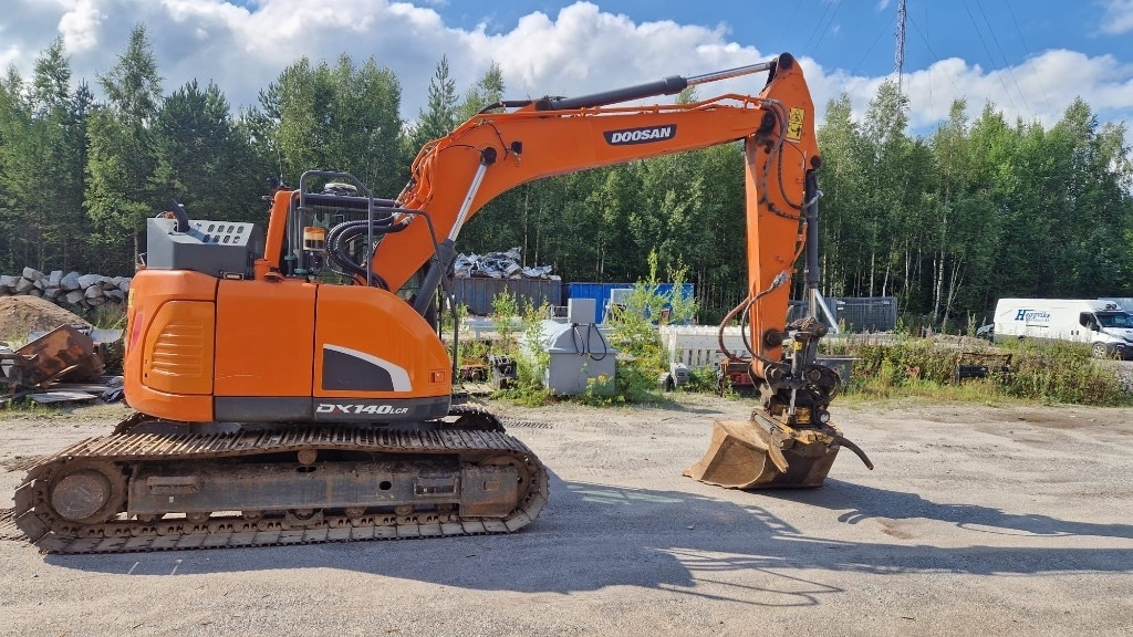 Doosan DX 140 LCR - Гусеничный экскаватор: фото 2 Doosan DX 140 LCR - Гусеничный экскаватор: фото 2