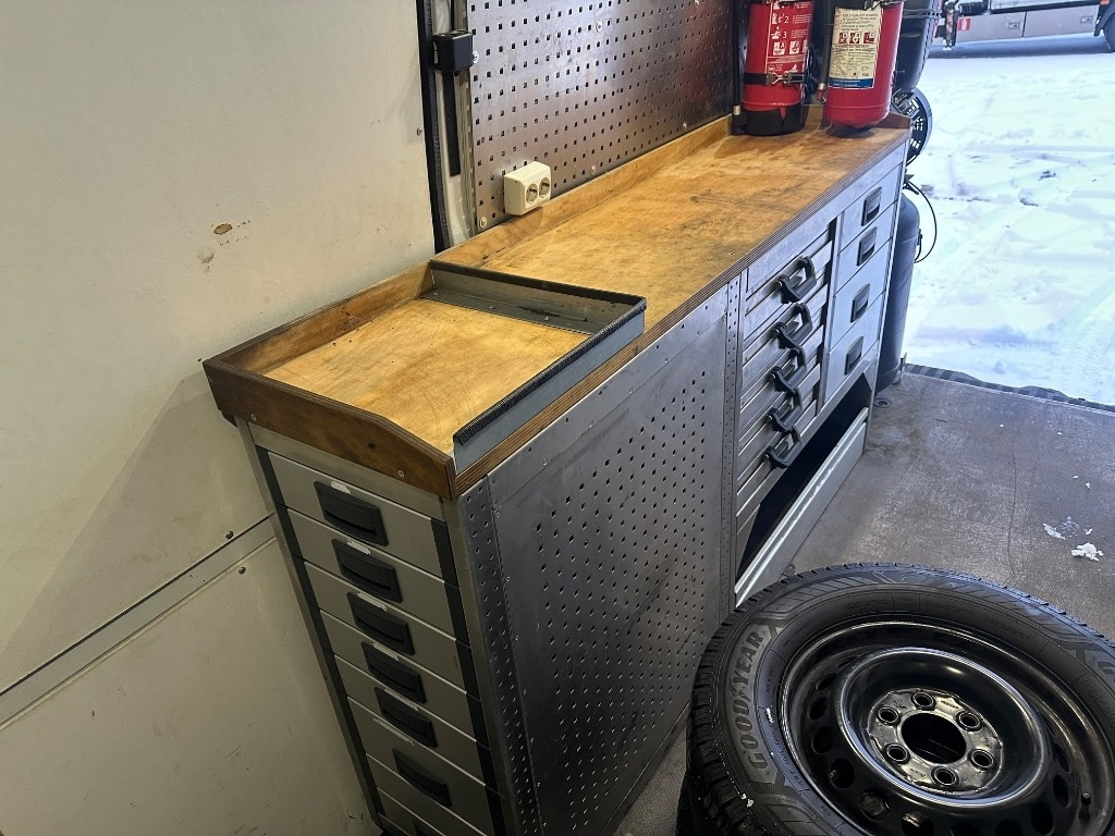 Цельнометаллический фургон Mercedes-Benz Sprinter 316 HUOLTOAUTO: фото 14 Цельнометаллический фургон Mercedes-Benz Sprinter 316 HUOLTOAUTO: фото 14