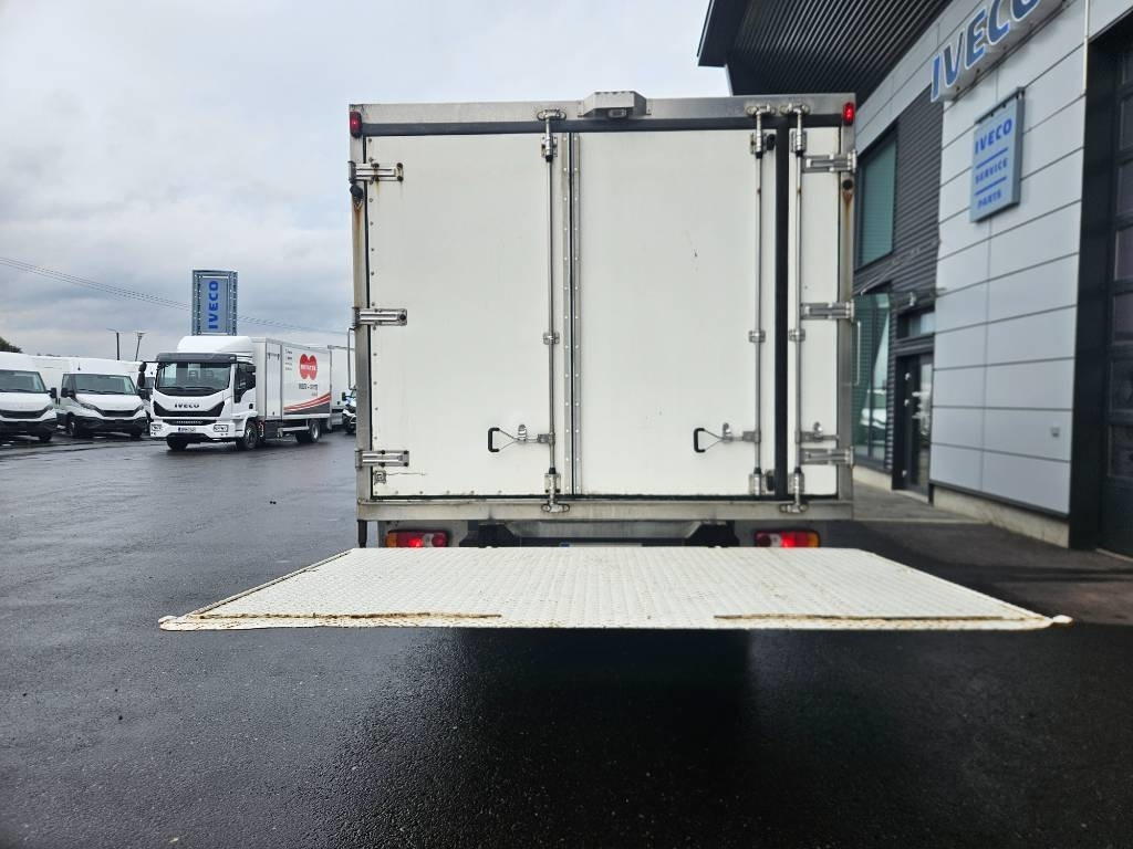 Renault Midlum 220 - Рефрижератор: фото 4 Renault Midlum 220 - Рефрижератор: фото 4