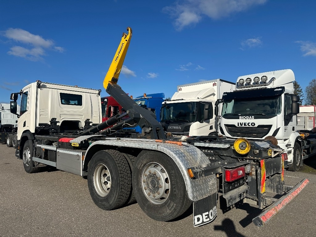 Scania P 360 - Крюковой мультилифт: фото 4 Scania P 360 - Крюковой мультилифт: фото 4