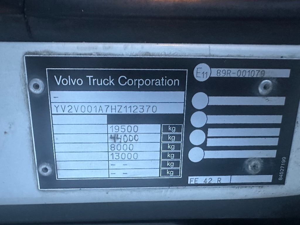 Volvo FE 320 - Грузовик с закрытым кузовом: фото 2 Volvo FE 320 - Грузовик с закрытым кузовом: фото 2