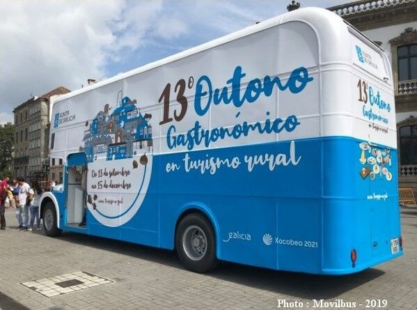 Двухэтажный автобус British Bus Bristol Lodekka FLF promotional exhibition unit: фото 6