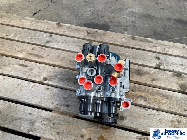 MAN 81.52108-6031 – MAN Lufttørrer - Электрическая система для Грузовиков: фото 2 MAN 81.52108-6031 – MAN Lufttørrer - Электрическая система для Грузовиков: фото 2