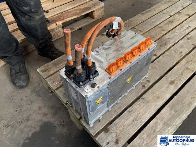 MAN 83.21101-6013 – High voltage distribution box 12C/18C - Электрическая система для Грузовиков: фото 1 MAN 83.21101-6013 – High voltage distribution box 12C/18C - Электрическая система для Грузовиков: фото 1