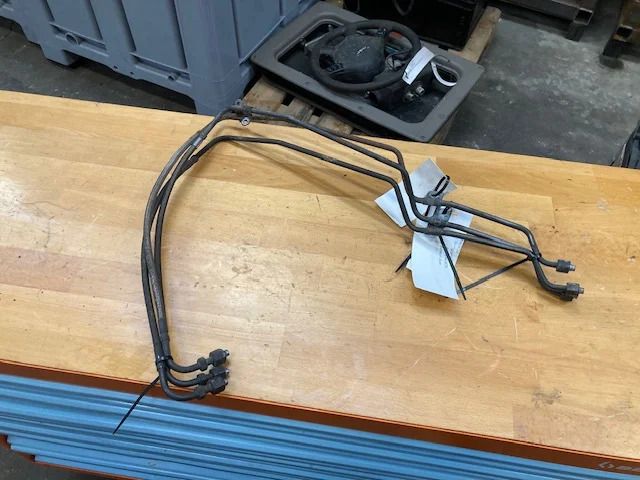 Scania Exhaust pipe – Scania 2442879 - Двигатель и запчасти для Грузовиков: фото 1 Scania Exhaust pipe – Scania 2442879 - Двигатель и запчасти для Грузовиков: фото 1