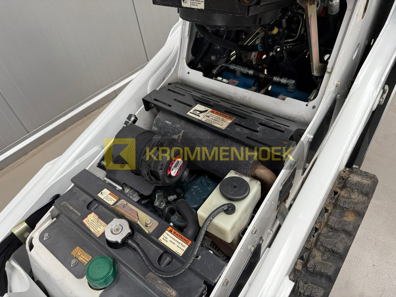 Мини-погрузчик с бортовым поворотом Bobcat MT 55: фото 14